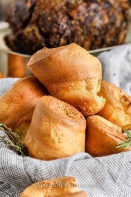  Yorkshire Pudding! A Crispy Delight Soaked in Savory Goodness!